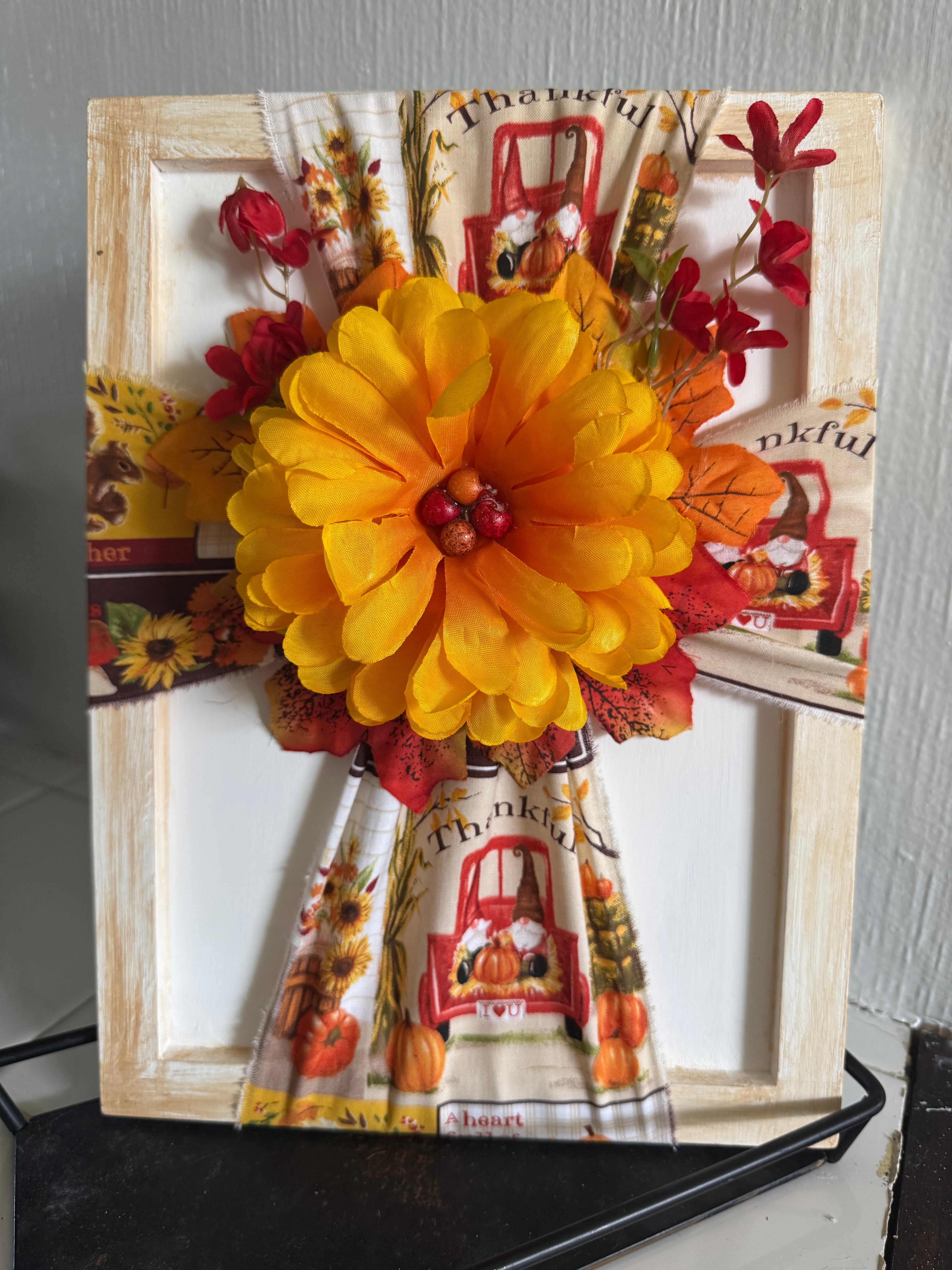 Flower Cross Frame